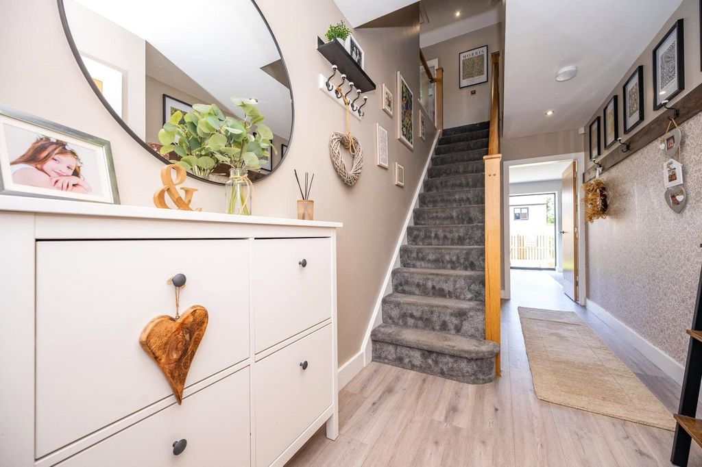Additional image 13 of 5 bed detached house for saleSummer View, Holmfirth, West Yorkshire HD9