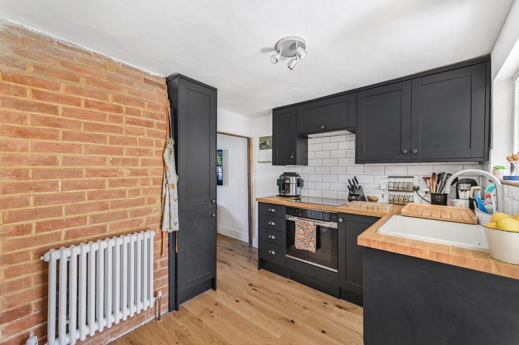 Property photo 2 of 15 Kitchen