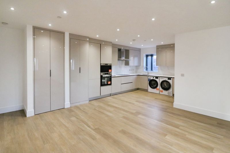 Property photo 2 of 12 Photo 7