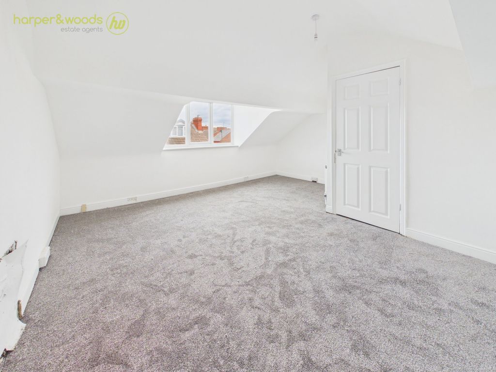 Property photo 2 of 29