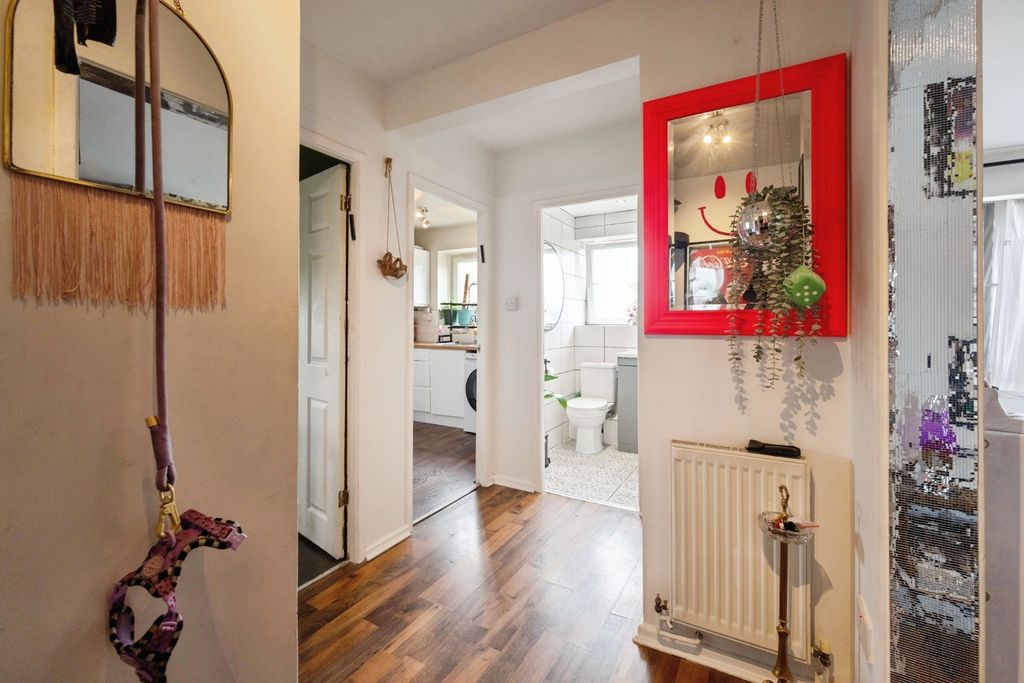 Property photo 2 of 12 Pbox-Img.Jpg