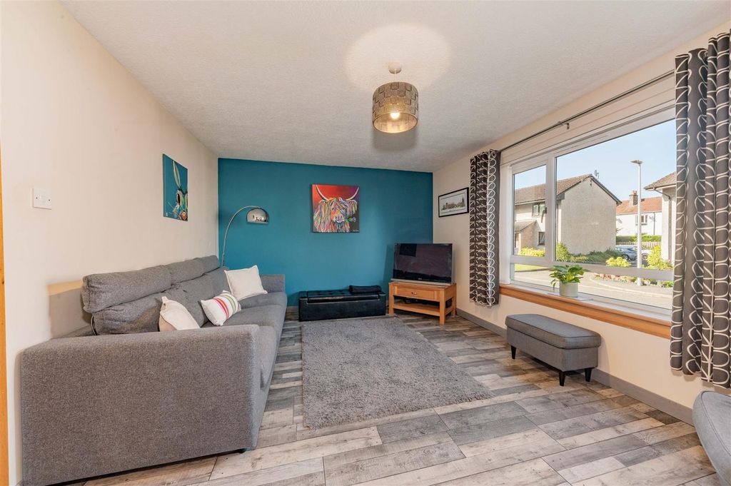 Property photo 2 of 11 2 West School Road Dundee-5.Jpg