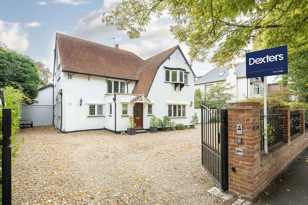 Property photo 1 of 15