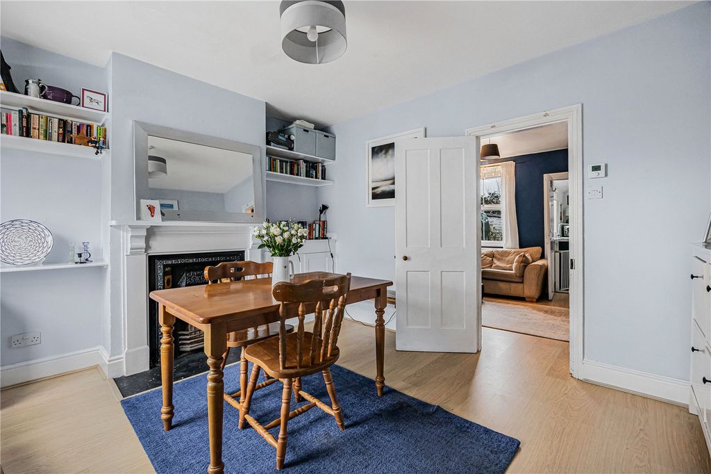 Property photo 2 of 19 Picture No. 44