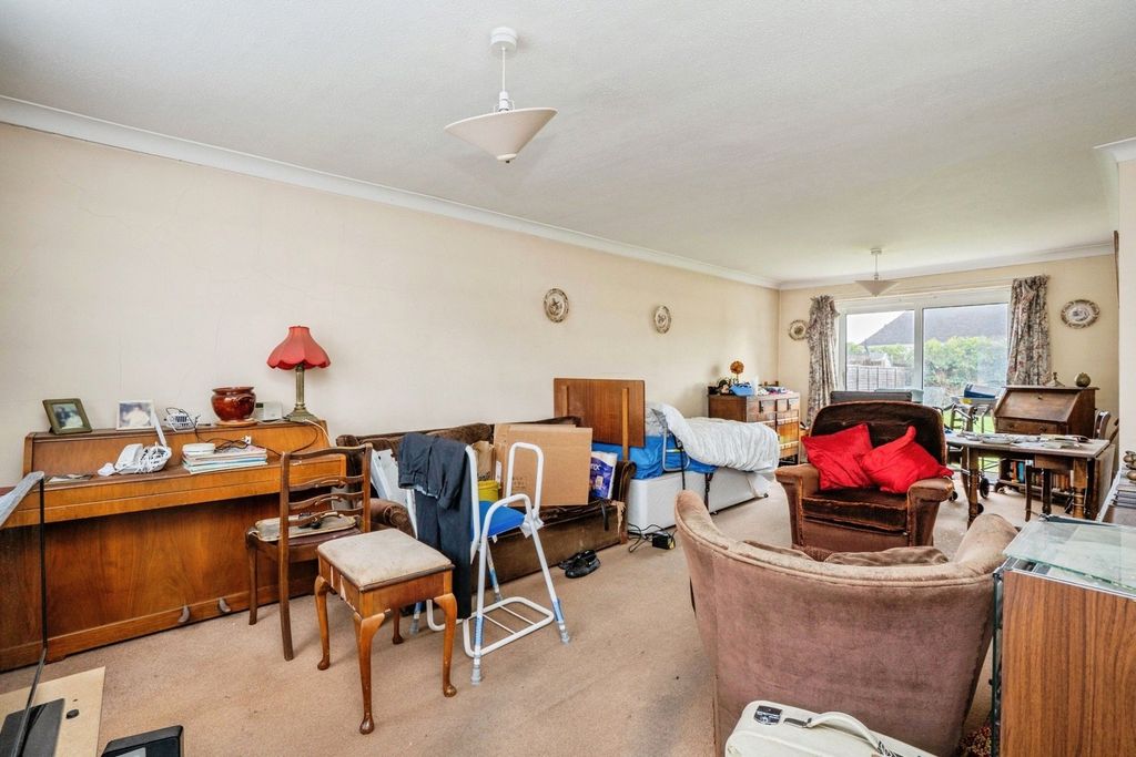 Property photo 2 of 18 Picture No. 02
