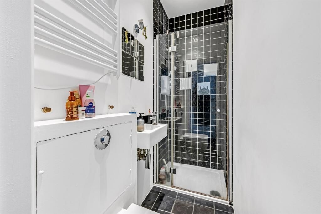 Property photo 3 of 7 14d72A34811F0F640F7154735F963Bfc.Jpeg
