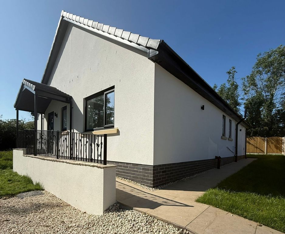 Property photo 1 of 31