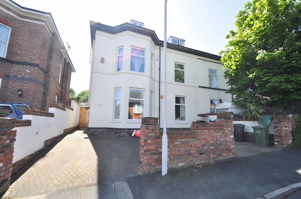 Property photo 1 of 40