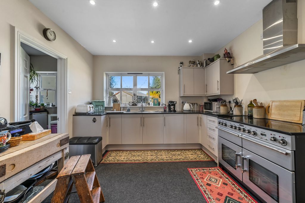 Property photo 3 of 35 Kitchen Photo 1