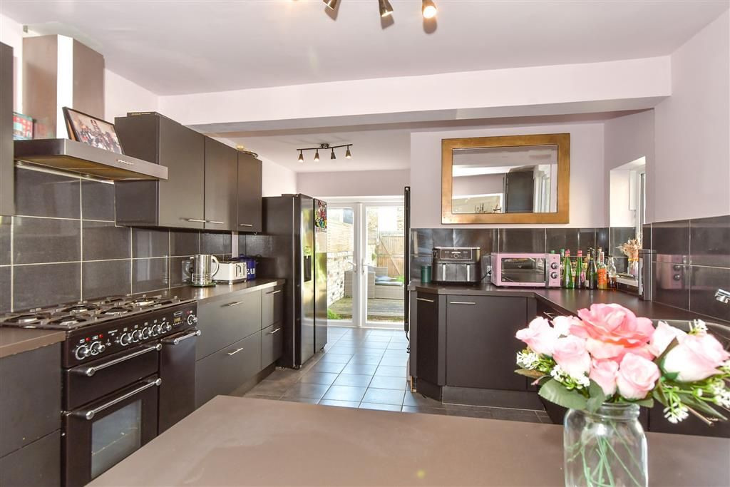 Property photo 3 of 17 Internal Lifestyle Photograph