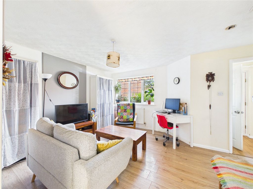 Property photo 3 of 17 Picture No. 07