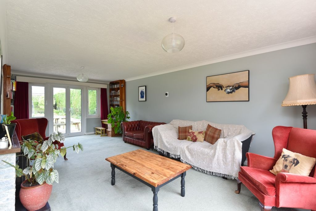 Property photo 3 of 30 3956565