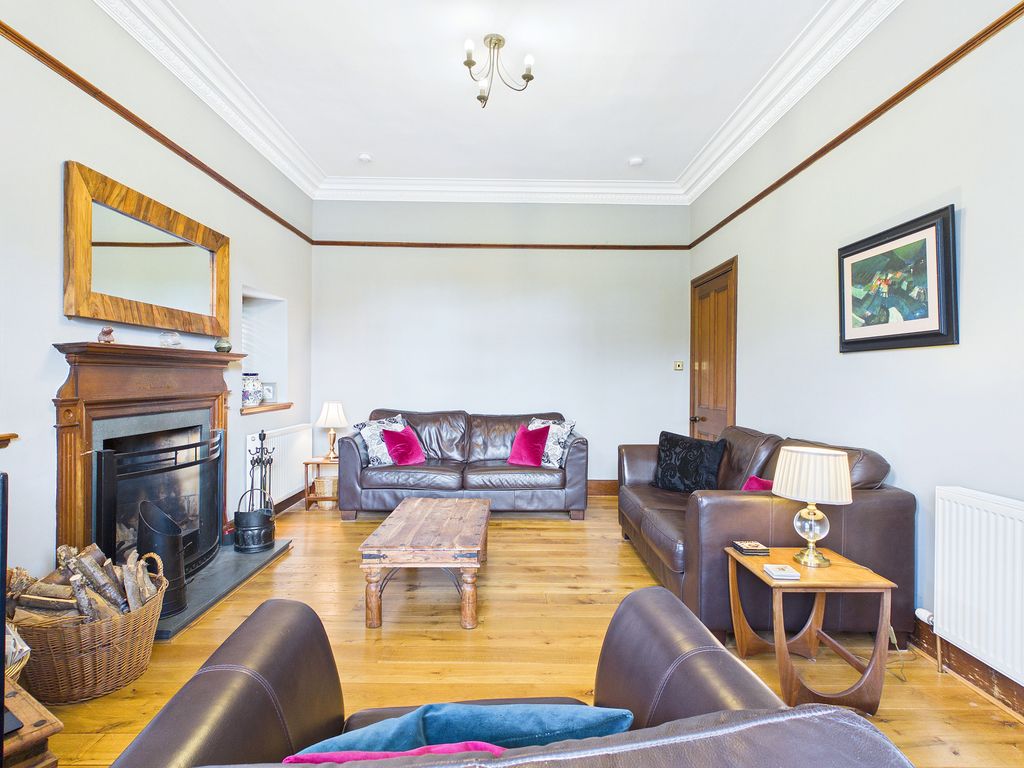 Property photo 3 of 55