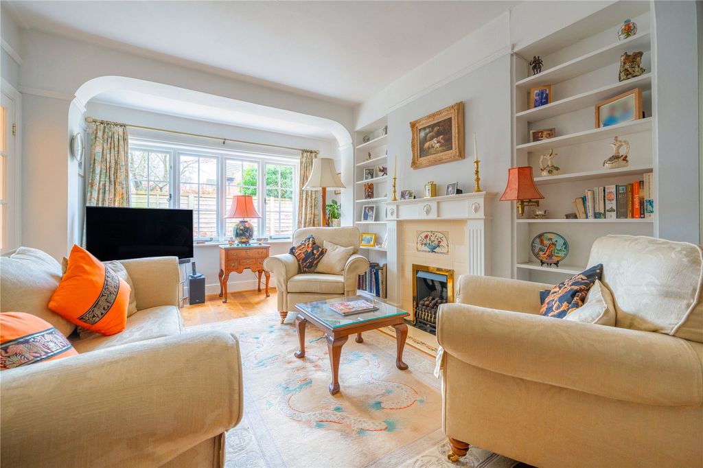 Property photo 3 of 32 Picture No. 10