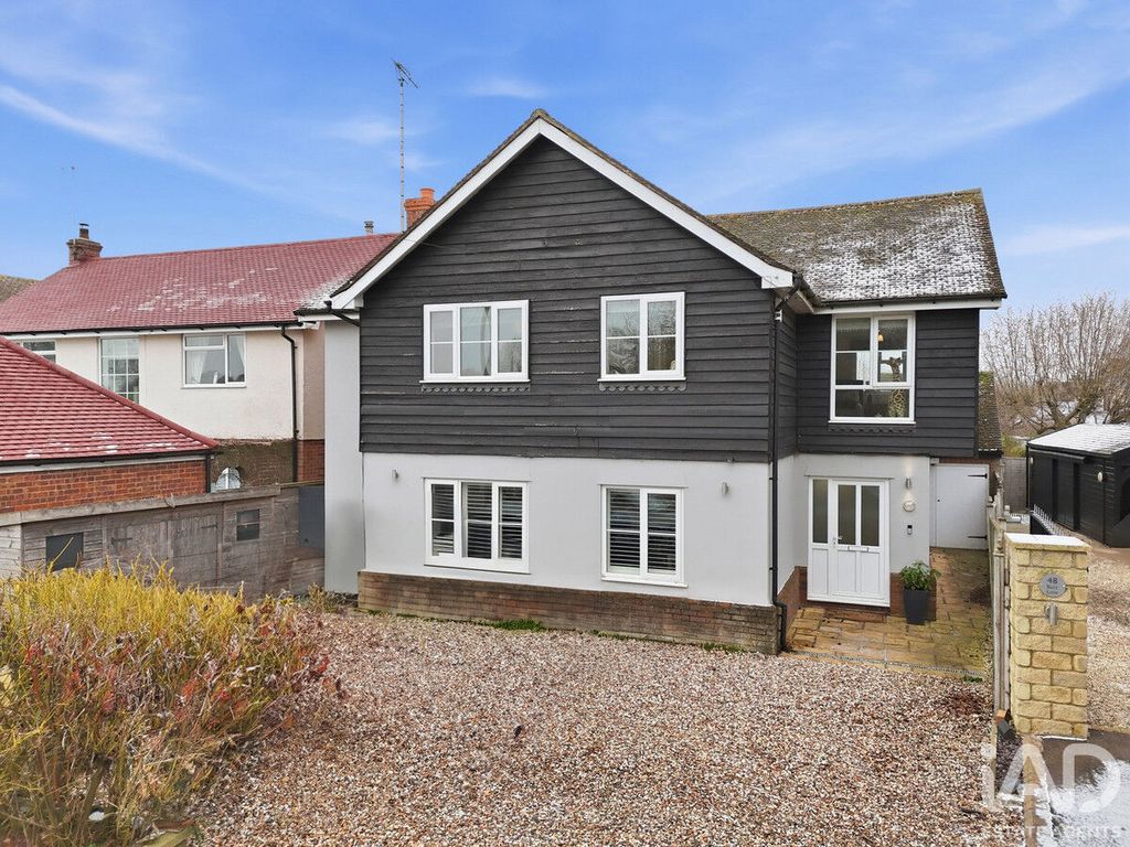 Property photo 1 of 25