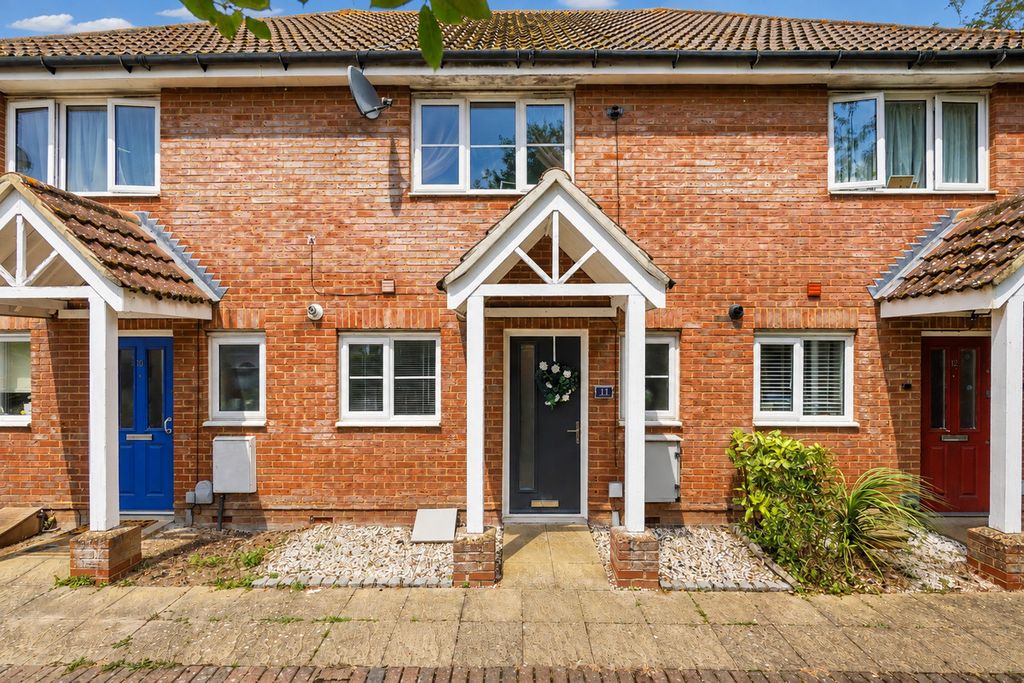 Property photo 1 of 11
