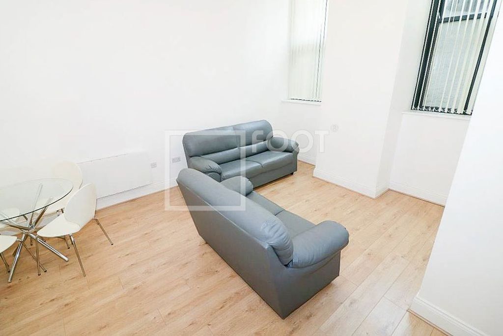 Property photo 3 of 23