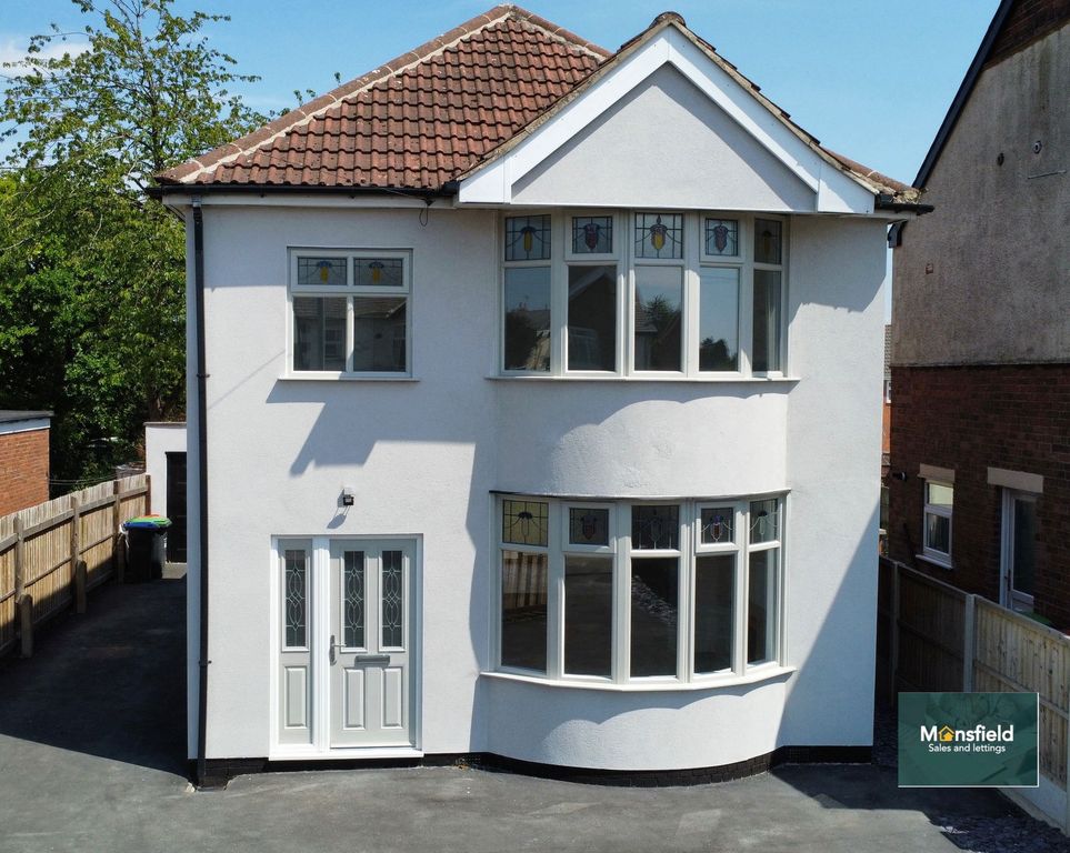 Property photo 1 of 40