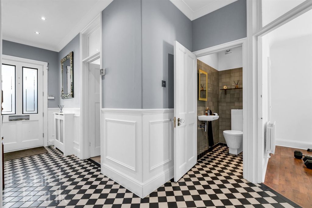 Additional image 20 of 5 bed detached house for saleThe Uplands, Loughton IG10