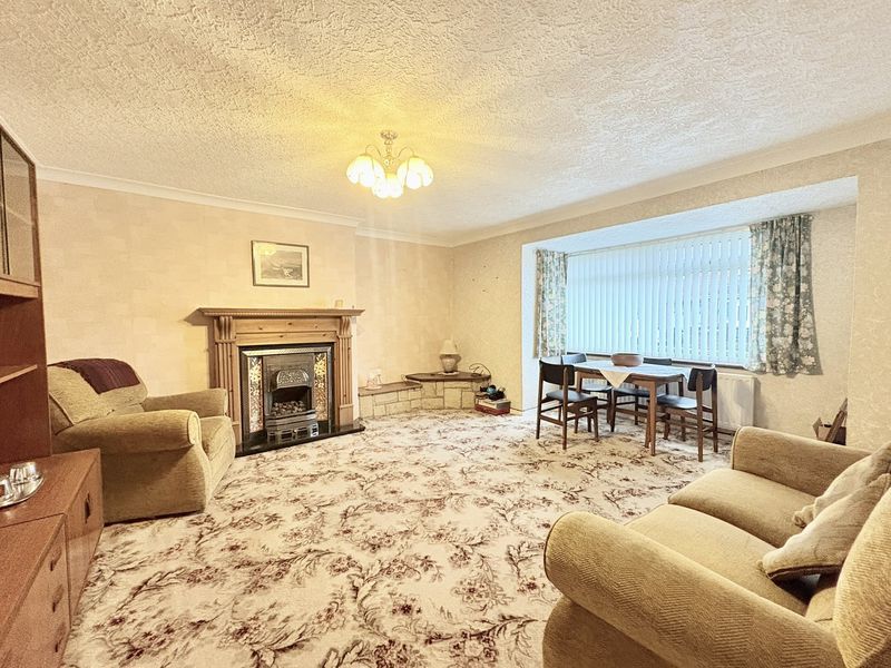 Property photo 2 of 9 Photo 9