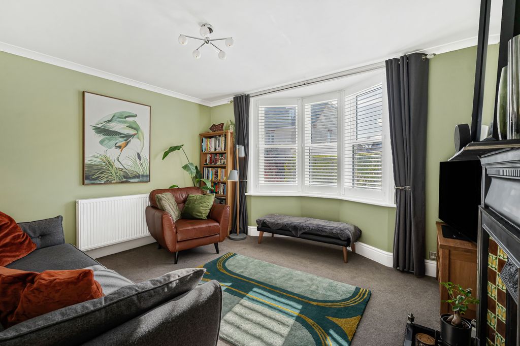 Property photo 2 of 19 Living Room