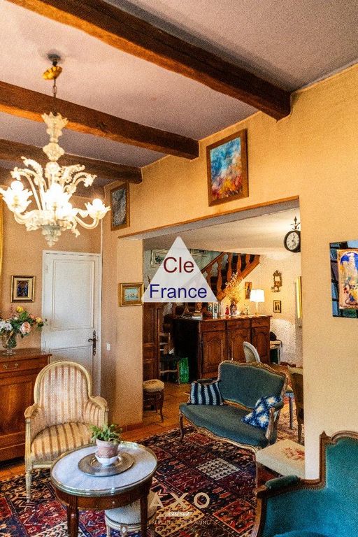 Property photo 3 of 21