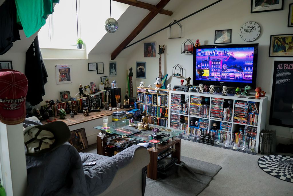 Property photo 2 of 12