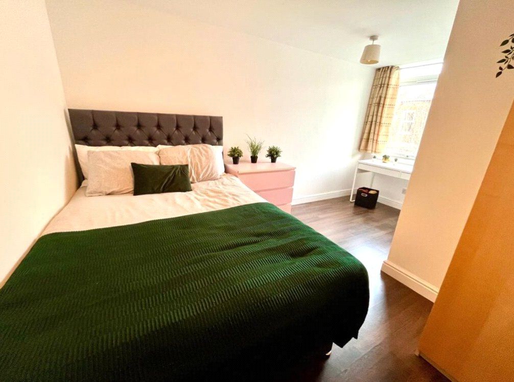 Property photo 3 of 6 Picture No. 04