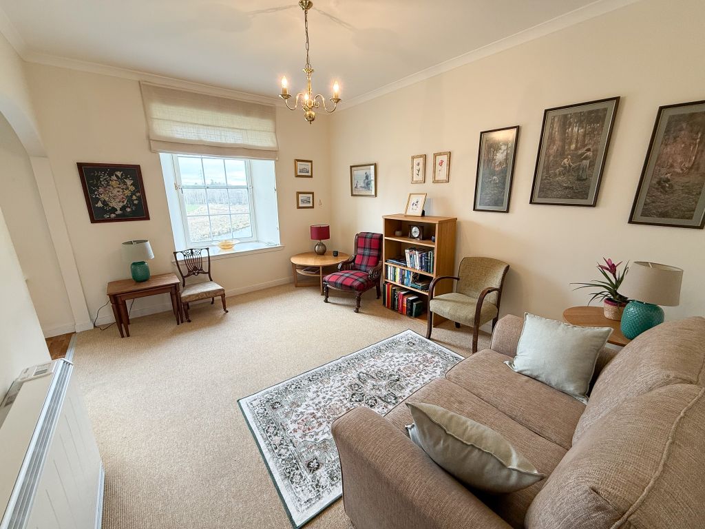 Property photo 3 of 24