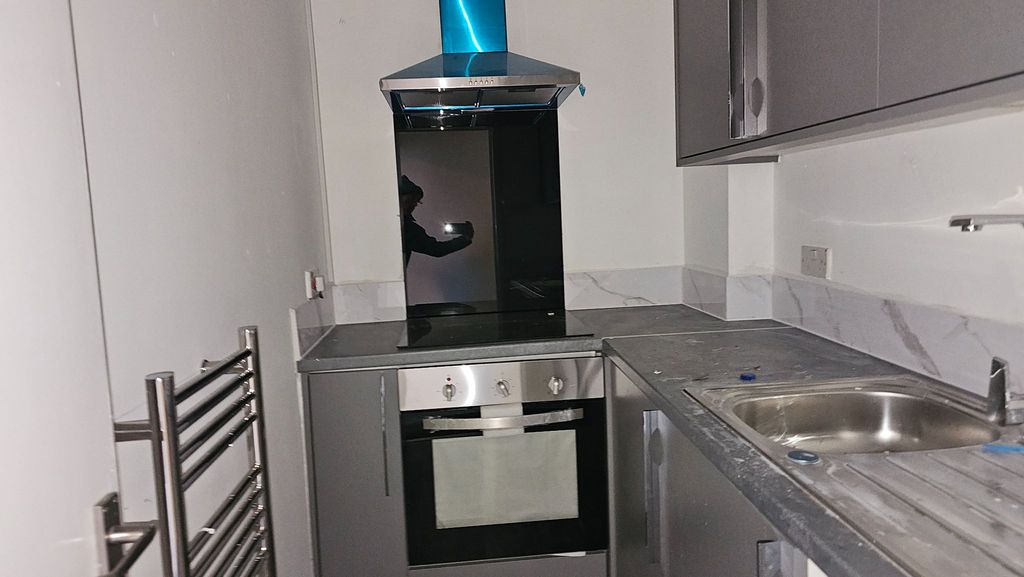 Property photo 2 of 4 Photograph 2