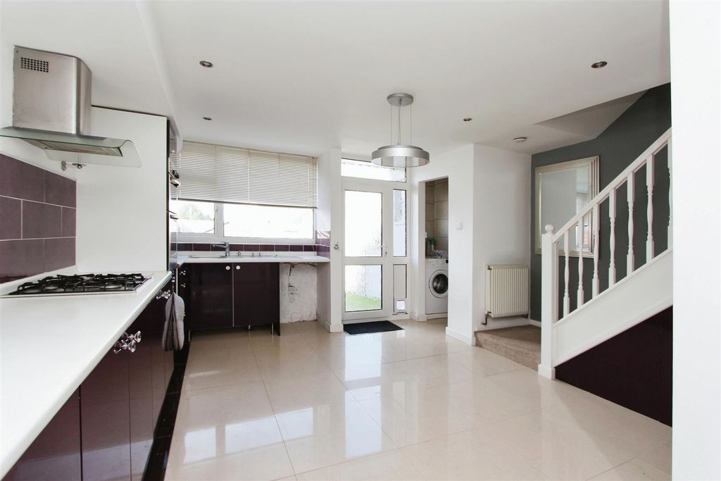 Property photo 2 of 11 Kitcen/Diner