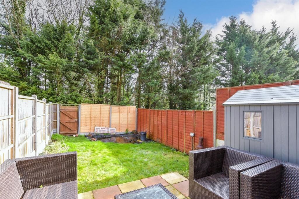 Property photo 3 of 9 Garden Shot 1