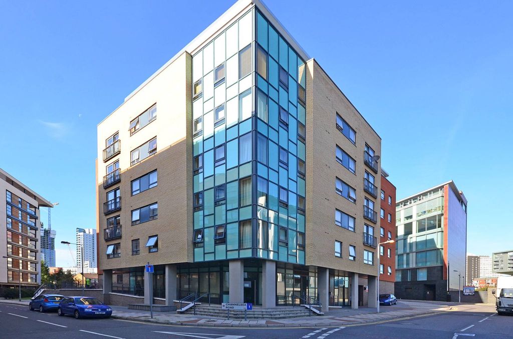 Property photo 1 of 10