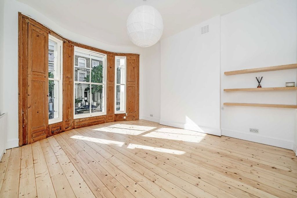 Property photo 1 of 5