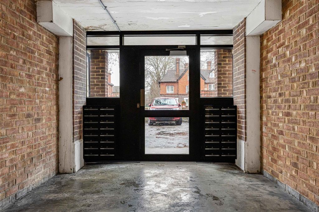 Property photo 2 of 14 14_70795.Jpg