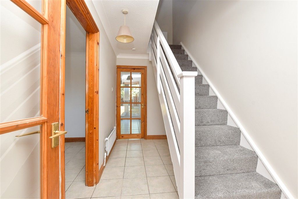 Property photo 3 of 15 Entrance Hall