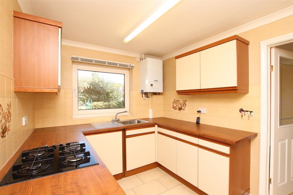 Property photo 3 of 12 Kitchen.Jpg