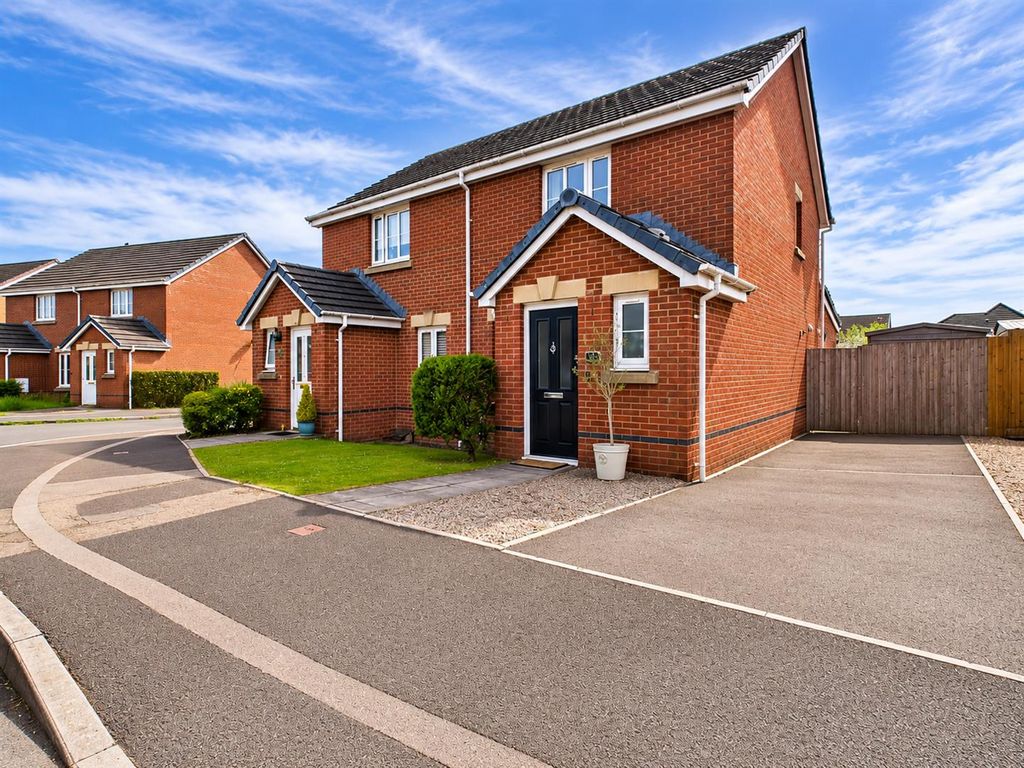 Property photo 1 of 34 File_000000008Bec71F4A893d37c5097611A.Png