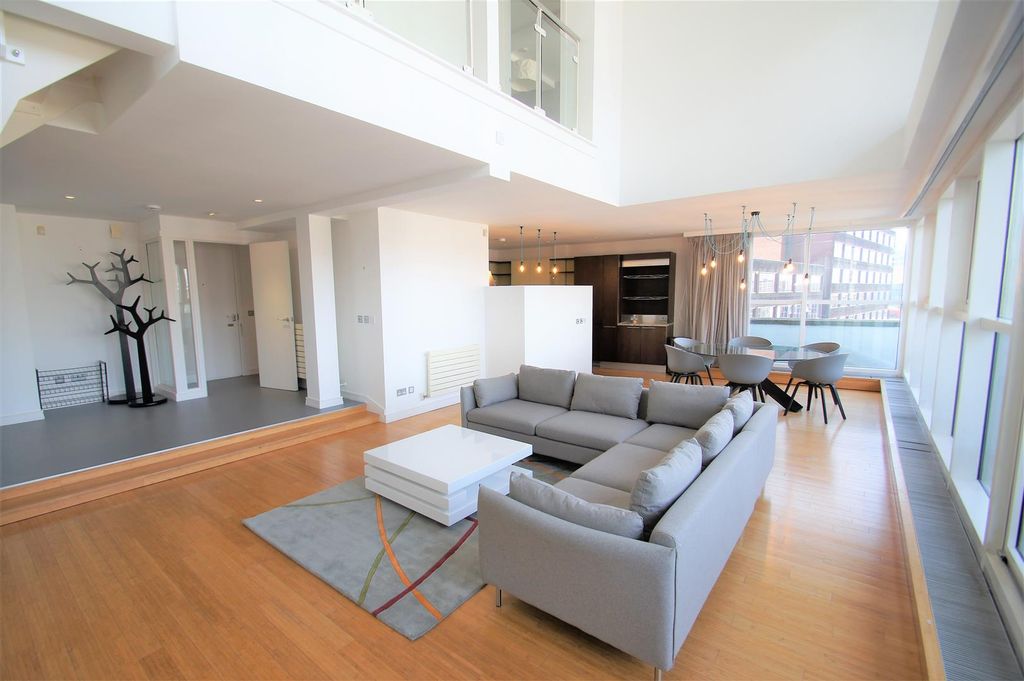 Additional image 4 of 3 bed flat to rentCentury Buildings, St Mary`S Parsonage M3