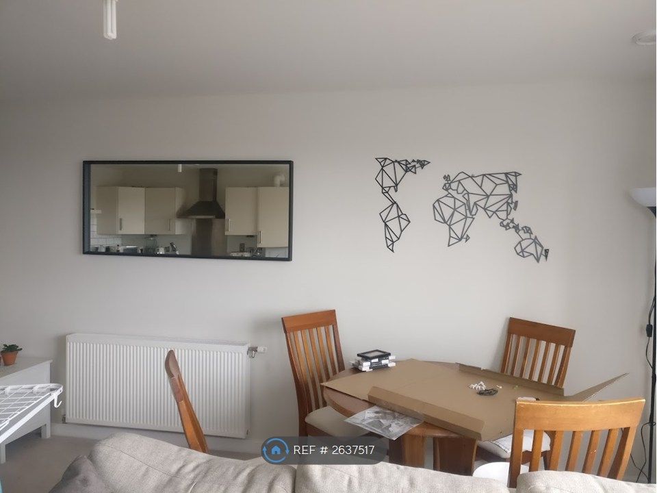 Property photo 3 of 8 Dining Area (Open Plan)