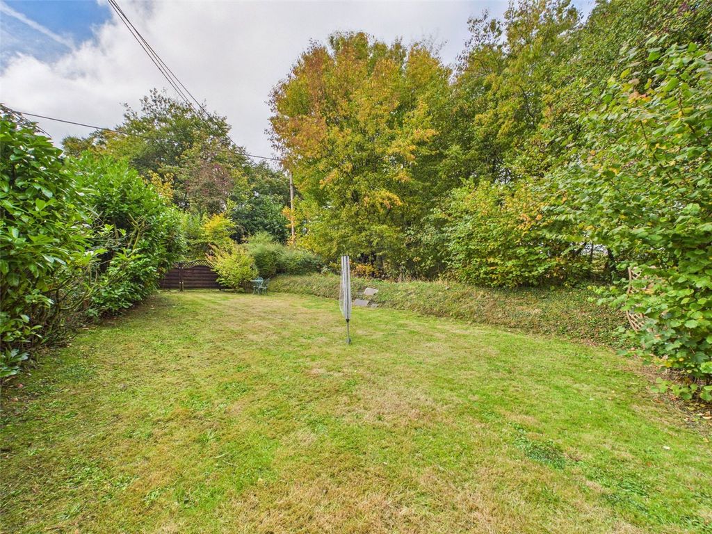 Property photo 2 of 12 Picture No. 02