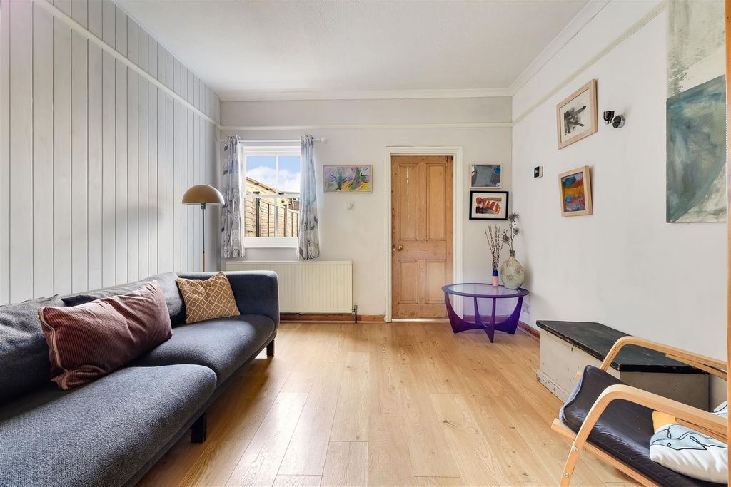 Property photo 3 of 25 Img_5767.Jpg