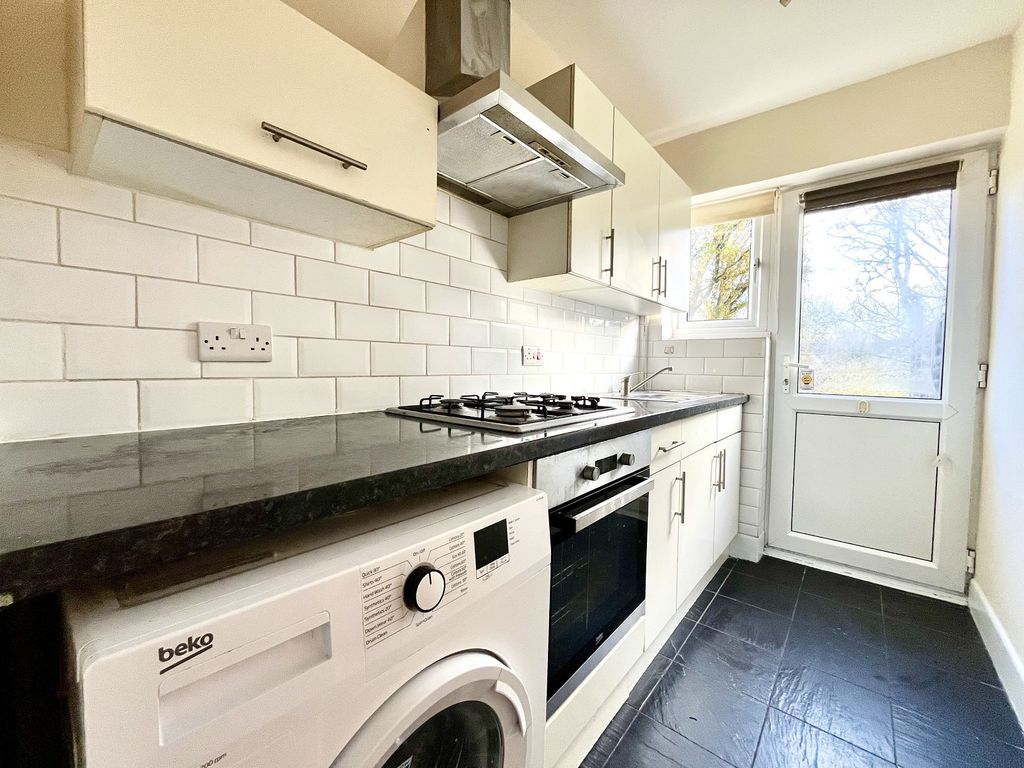 Property photo 3 of 11 Not Specified