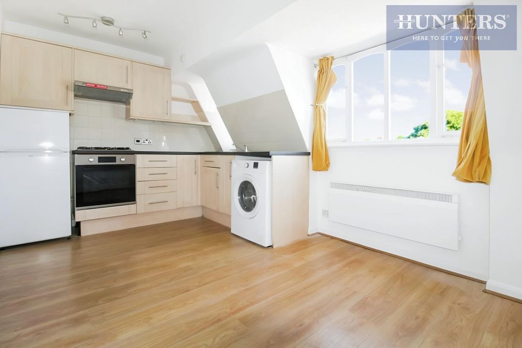 Property photo 3 of 12 d780Cf04-Ai4Jfoehoe2Acyymcob5Uw.Jpg