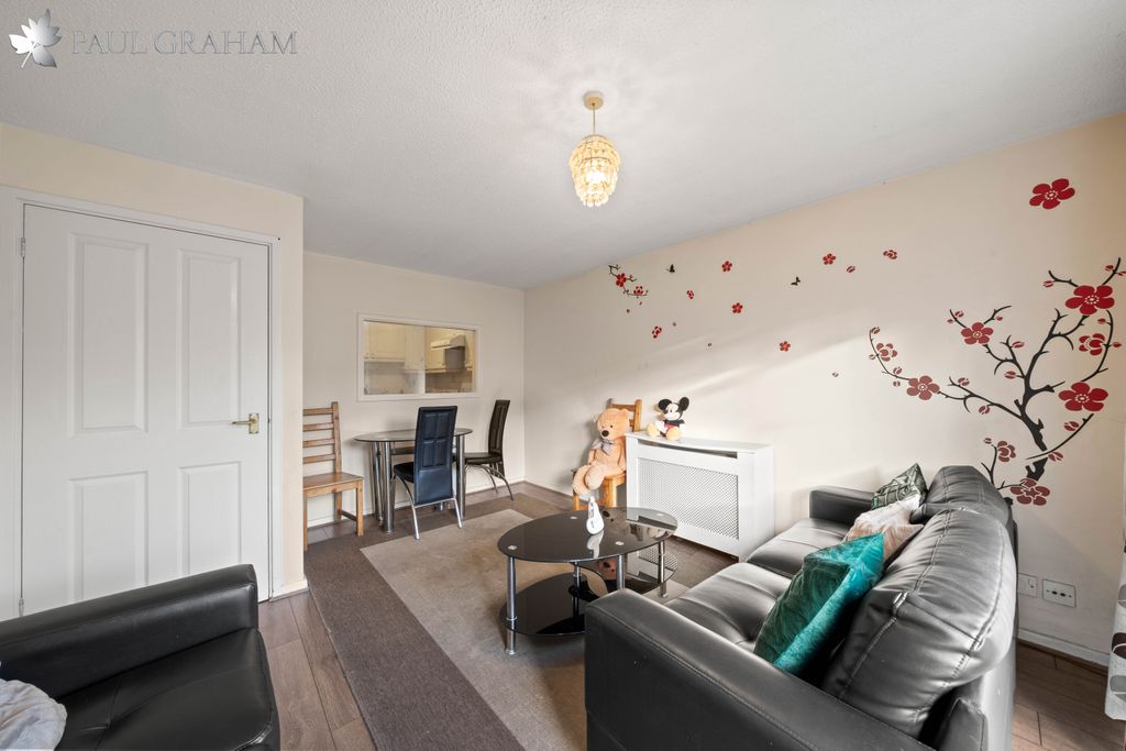 Property photo 2 of 16 Dsc04181