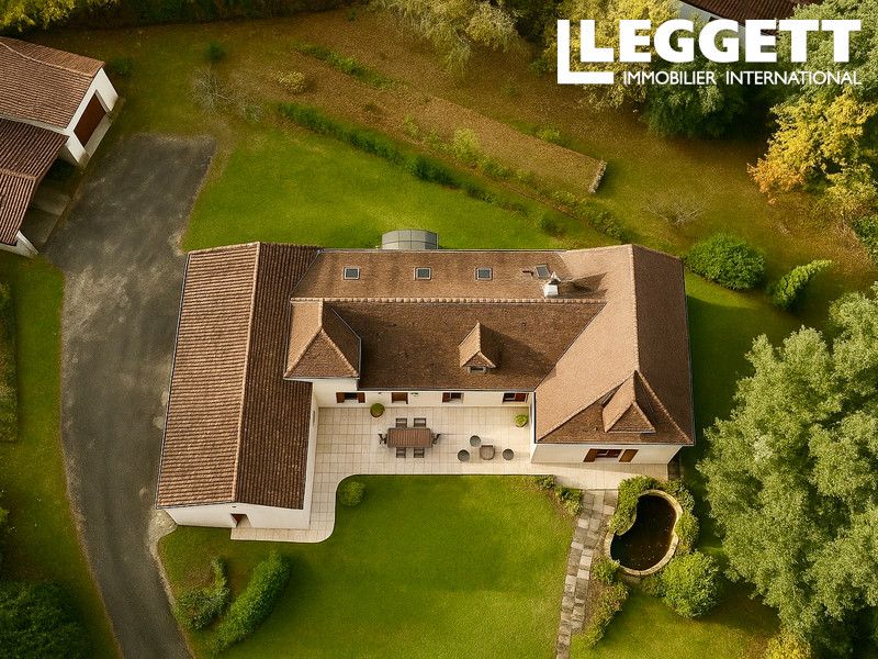 Property photo 2 of 10