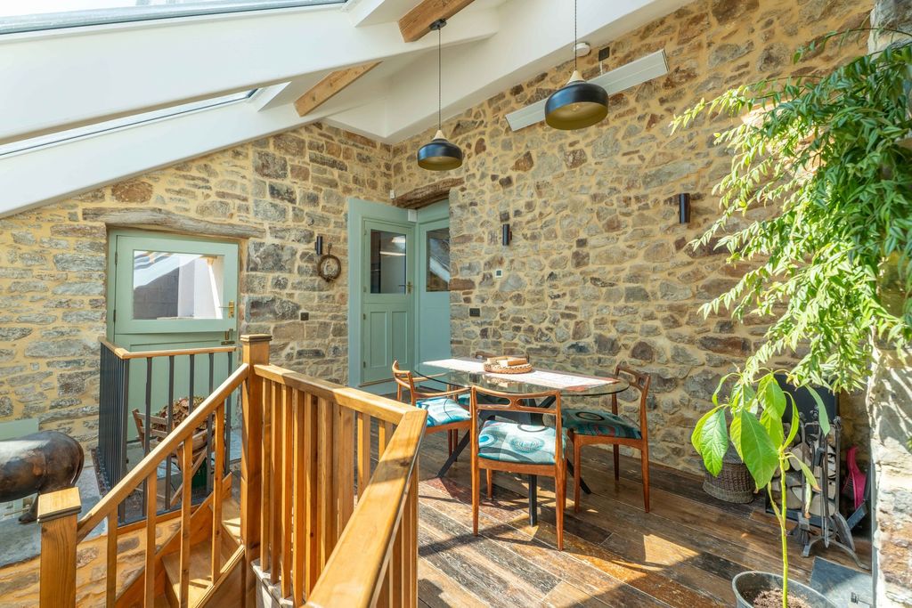 Additional image 18 of 8 bed link detached house for sale61 St. James Street, Narberth SA67