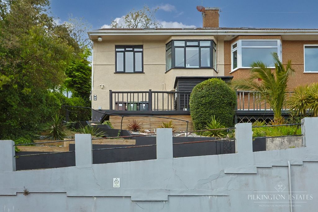 Property photo 1 of 19 5093631