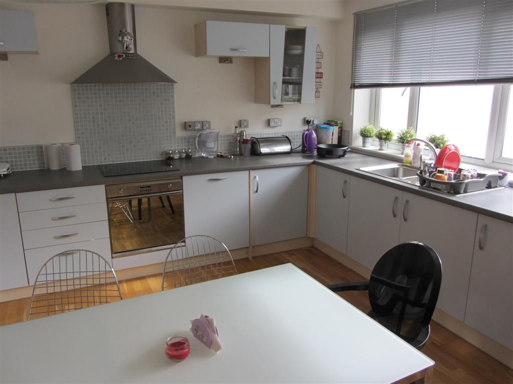 Property photo 3 of 18