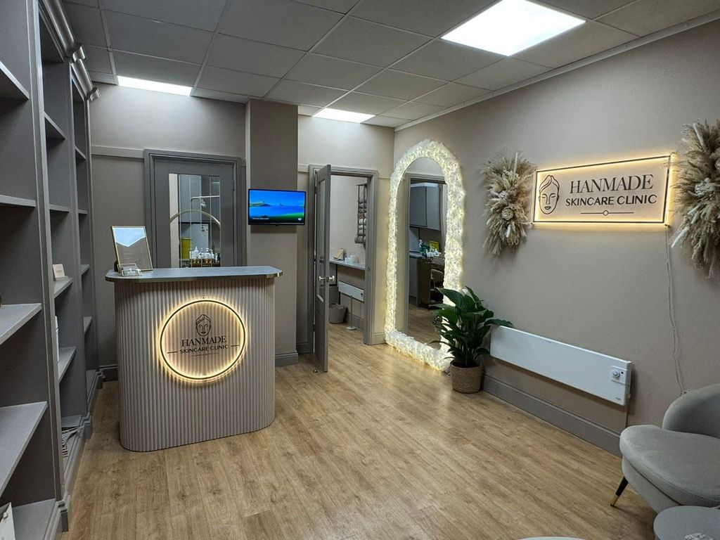 Property photo 2 of 7 Beauty Clinic.Jpg